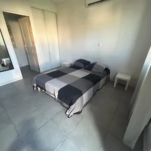Hébergement de vacances Indépendant - Quartier Résidentiel, Marseille