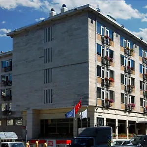 Buyuk Keban Istanboel