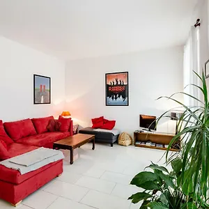 Appartement La Joliette- Spacieux Et Lumineux, 4 Couchages, Marseille