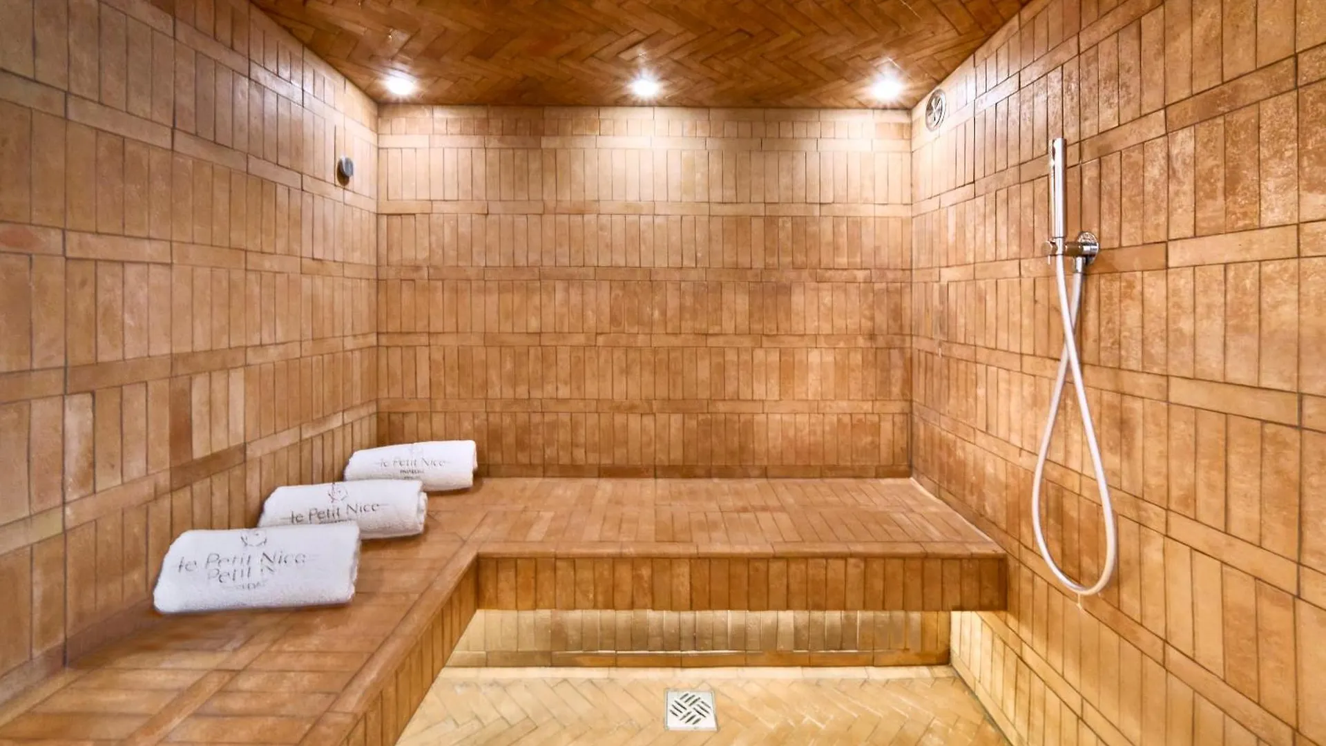 Le Petit Nice - Passedat Marseille Hotel